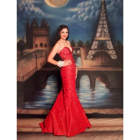 Meet your Posher, Val - Picture 3 of 8